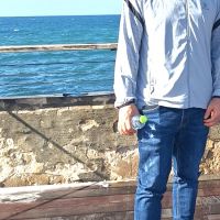 Biru