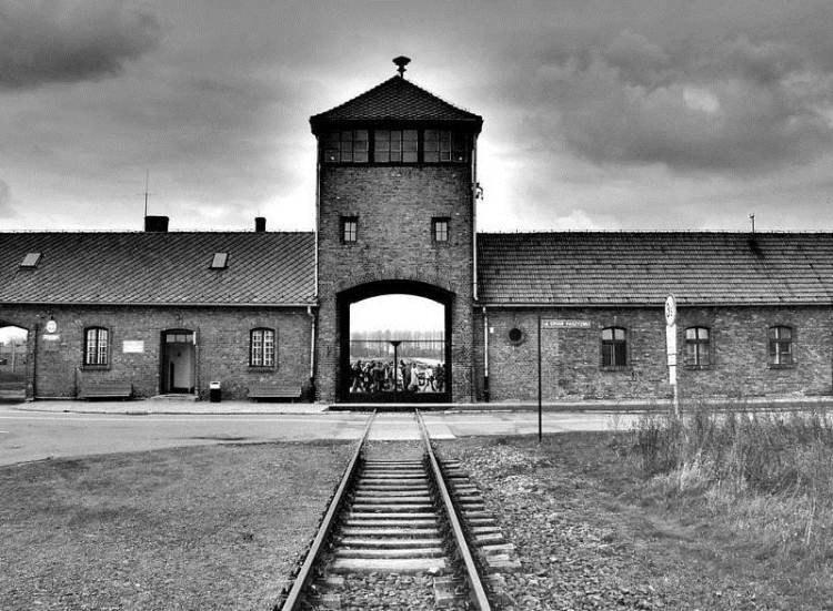 27 января Международный день жертв памяти Холокоста.