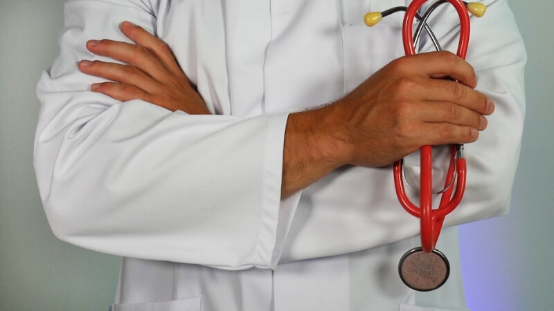 ביטוח רפואי לעובד זר: כל מה שצריך לדעת